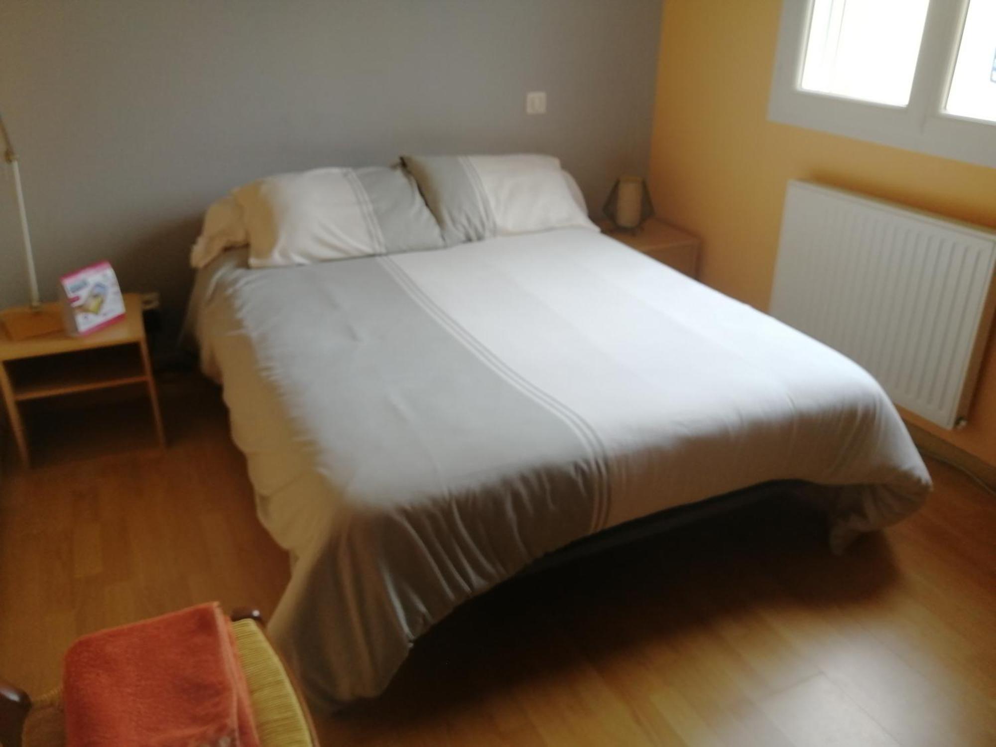 Chambres D'Hotes Chez Nanou La Puyfolaise - 1 Ou 2 Chambres Saint-Laurent-sur-Sèvre Dış mekan fotoğraf